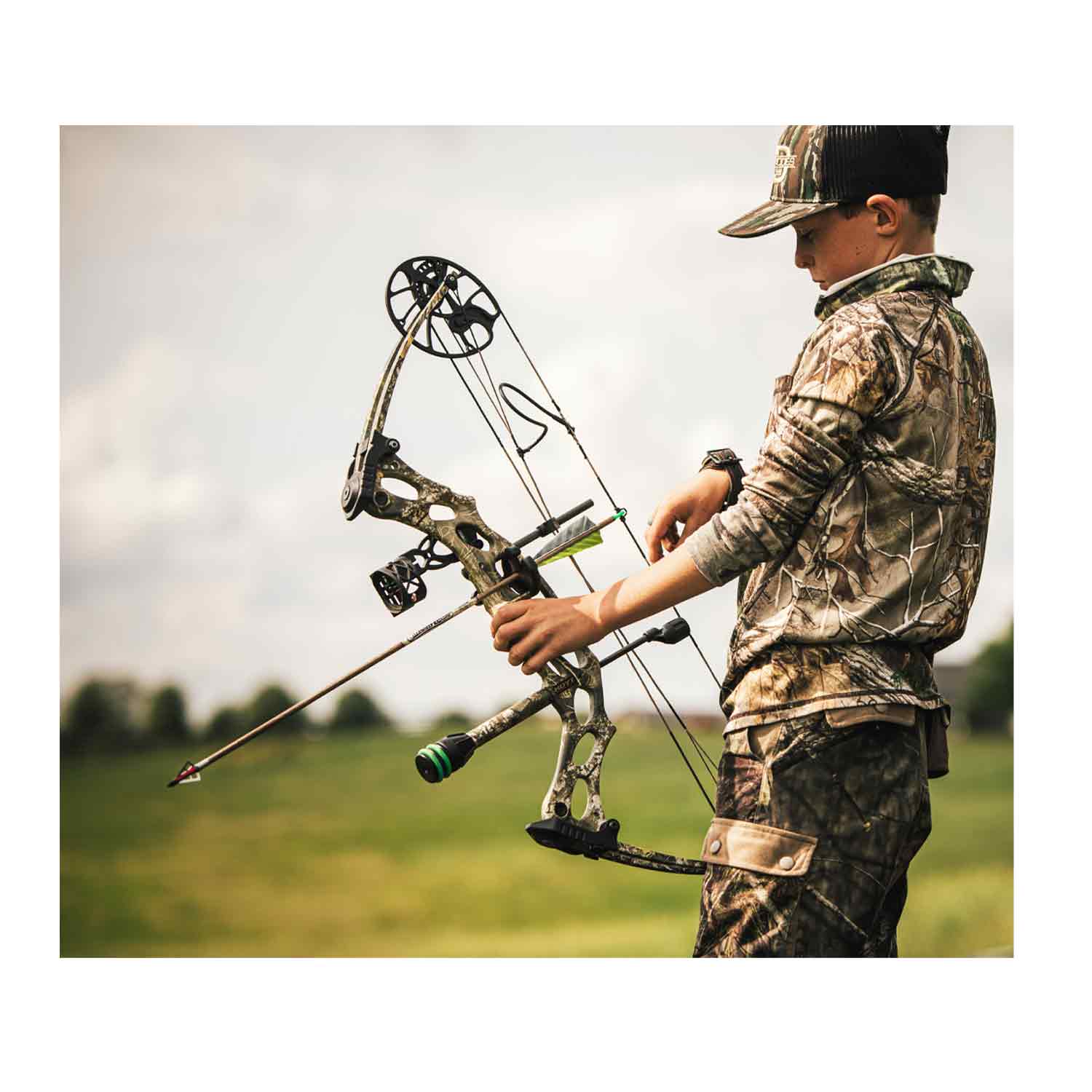 Hoyt Kobalt Youth Bow Package (Camo Colors) - Image 5